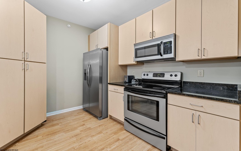 212 Fountain View, Morgantown, West Virginia 26505, 1 Bedroom Bedrooms, 3 Rooms Rooms,1 BathroomBathrooms,Single Family Attached,For Sale,Fountain,10163862