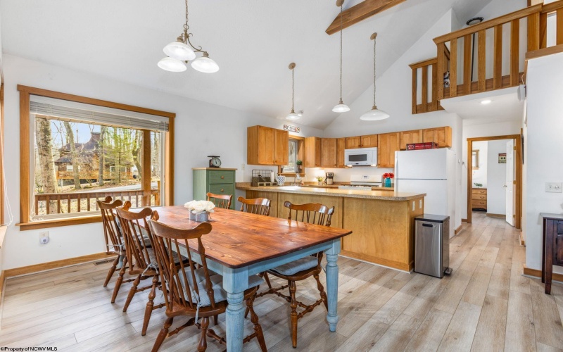 520 Hemlock Circle, Terra Alta, West Virginia 26764, 3 Bedrooms Bedrooms, 6 Rooms Rooms,2 BathroomsBathrooms,Single Family Detached,For Sale,Hemlock,10163871