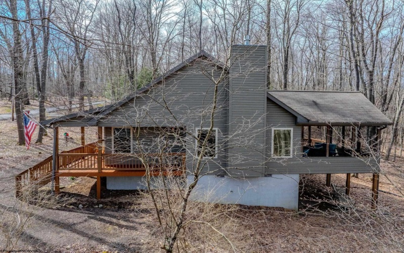 520 Hemlock Circle, Terra Alta, West Virginia 26764, 3 Bedrooms Bedrooms, 6 Rooms Rooms,2 BathroomsBathrooms,Single Family Detached,For Sale,Hemlock,10163871