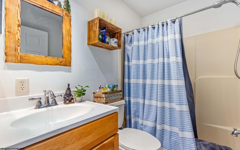 520 Hemlock Circle, Terra Alta, West Virginia 26764, 3 Bedrooms Bedrooms, 6 Rooms Rooms,2 BathroomsBathrooms,Single Family Detached,For Sale,Hemlock,10163871