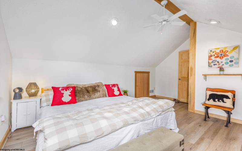 520 Hemlock Circle, Terra Alta, West Virginia 26764, 3 Bedrooms Bedrooms, 6 Rooms Rooms,2 BathroomsBathrooms,Single Family Detached,For Sale,Hemlock,10163871