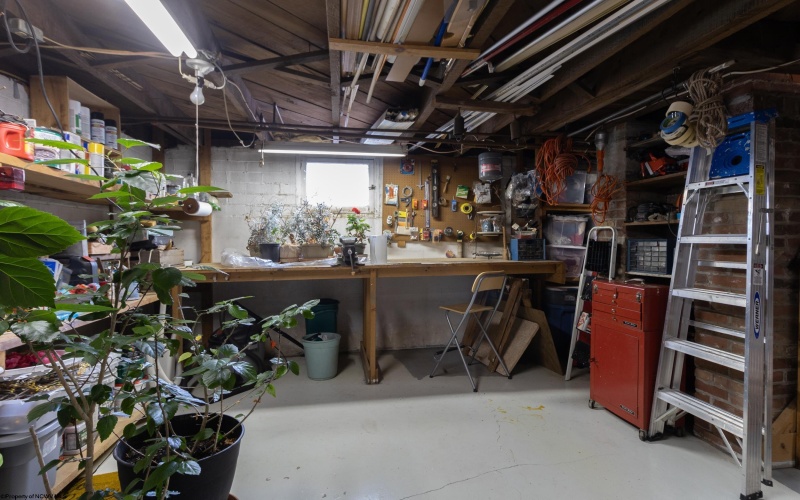 110 Mulberry Avenue, Weston, West Virginia 26452, 3 Bedrooms Bedrooms, 8 Rooms Rooms,2 BathroomsBathrooms,Single Family Detached,For Sale,Mulberry,10163857