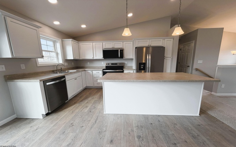 153 Summits Ridge, Morgantown, West Virginia 26508, 3 Bedrooms Bedrooms, 7 Rooms Rooms,2 BathroomsBathrooms,Single Family Detached,For Sale,Summits,10163870