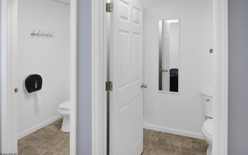 427 Morgantown Street, Kingwood, West Virginia 26537, 1 Bedroom Bedrooms, 3 Rooms Rooms,Single Family Detached,For Sale,Morgantown,10163864