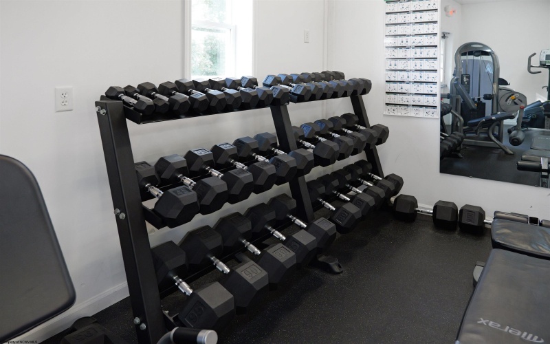 427 Morgantown Street, Kingwood, West Virginia 26537, 1 Bedroom Bedrooms, 3 Rooms Rooms,Single Family Detached,For Sale,Morgantown,10163864