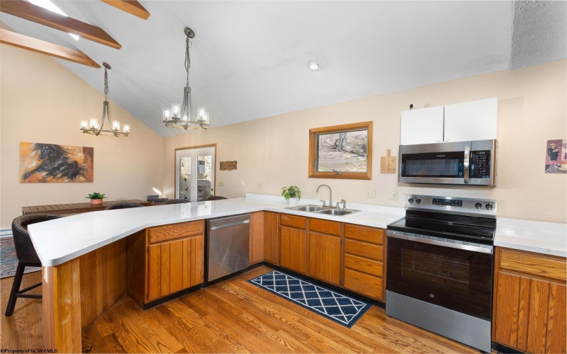 264 Daisy Drive, Terra Alta, West Virginia 26764, 3 Bedrooms Bedrooms, 6 Rooms Rooms,2 BathroomsBathrooms,Single Family Detached,For Sale,Daisy,10163869