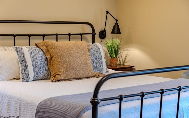 264 Daisy Drive, Terra Alta, West Virginia 26764, 3 Bedrooms Bedrooms, 6 Rooms Rooms,2 BathroomsBathrooms,Single Family Detached,For Sale,Daisy,10163869