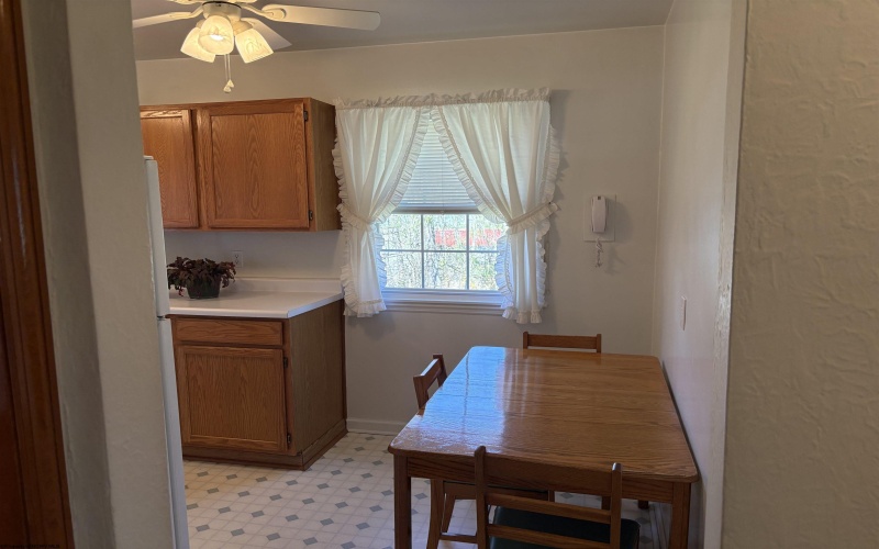 1219 Katherine Street, Fairmont, West Virginia 26554, 2 Bedrooms Bedrooms, 4 Rooms Rooms,1 BathroomBathrooms,Single Family Detached,For Sale,Katherine,10163868