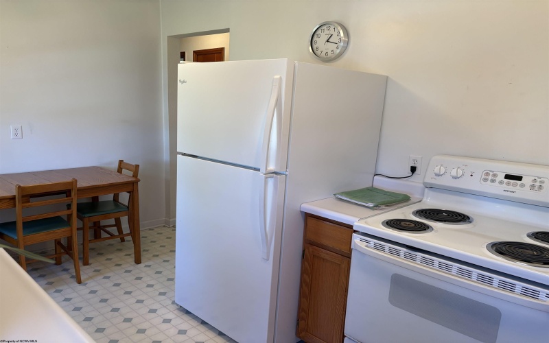 1219 Katherine Street, Fairmont, West Virginia 26554, 2 Bedrooms Bedrooms, 4 Rooms Rooms,1 BathroomBathrooms,Single Family Detached,For Sale,Katherine,10163868