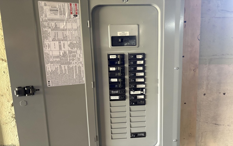 1219 Katherine Street, Fairmont, West Virginia 26554, 2 Bedrooms Bedrooms, 4 Rooms Rooms,1 BathroomBathrooms,Single Family Detached,For Sale,Katherine,10163868