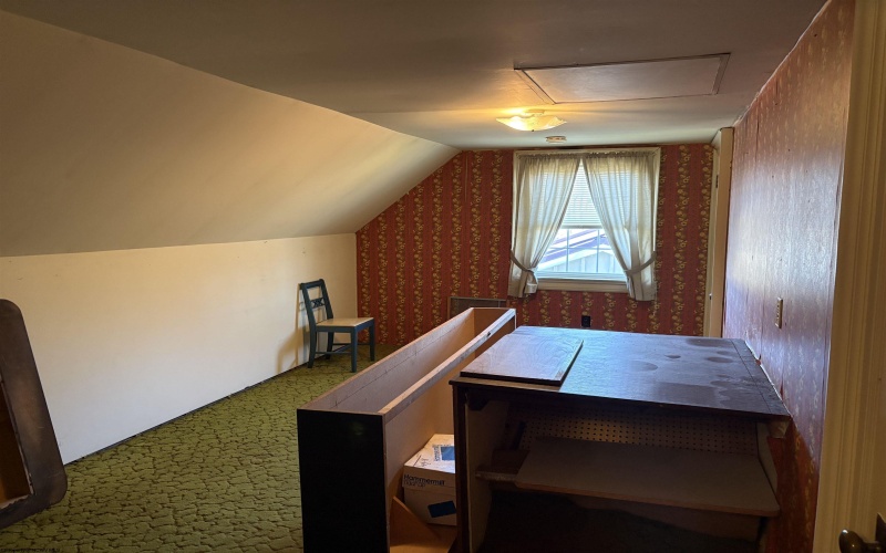 1219 Katherine Street, Fairmont, West Virginia 26554, 2 Bedrooms Bedrooms, 4 Rooms Rooms,1 BathroomBathrooms,Single Family Detached,For Sale,Katherine,10163868