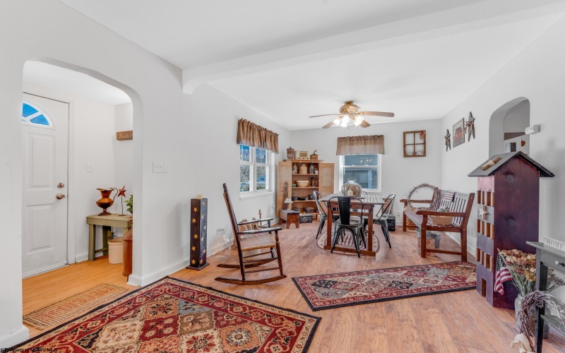 1130 Bell Run Road, Fairmont, West Virginia 26554, 3 Bedrooms Bedrooms, 5 Rooms Rooms,2 BathroomsBathrooms,Single Family Detached,For Sale,Bell Run,10163878