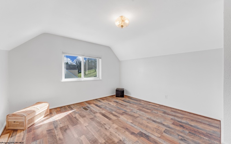 1130 Bell Run Road, Fairmont, West Virginia 26554, 3 Bedrooms Bedrooms, 5 Rooms Rooms,2 BathroomsBathrooms,Single Family Detached,For Sale,Bell Run,10163878