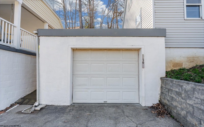 1130 Bell Run Road, Fairmont, West Virginia 26554, 3 Bedrooms Bedrooms, 5 Rooms Rooms,2 BathroomsBathrooms,Single Family Detached,For Sale,Bell Run,10163878