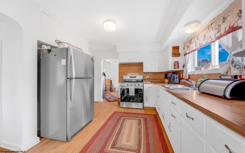 1130 Bell Run Road, Fairmont, West Virginia 26554, 3 Bedrooms Bedrooms, 5 Rooms Rooms,2 BathroomsBathrooms,Single Family Detached,For Sale,Bell Run,10163878