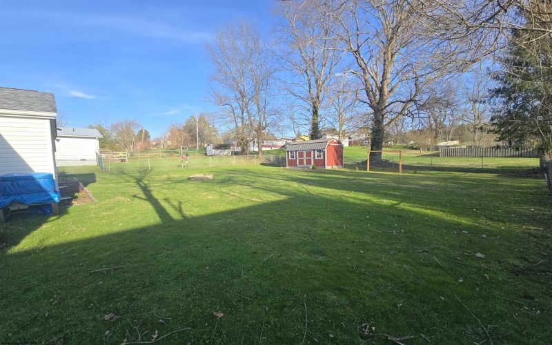 16 Boggess Street, Buckhannon, West Virginia 26201, 3 Bedrooms Bedrooms, 6 Rooms Rooms,1 BathroomBathrooms,Single Family Detached,For Sale,Boggess,10163876 16 Boggess Street, Buckhannon, West Virginia 26201, 3 Bedrooms Bedrooms, 6 Rooms Rooms,1 BathroomBathrooms,Single Family Detached,For Sale,Boggess,10163876