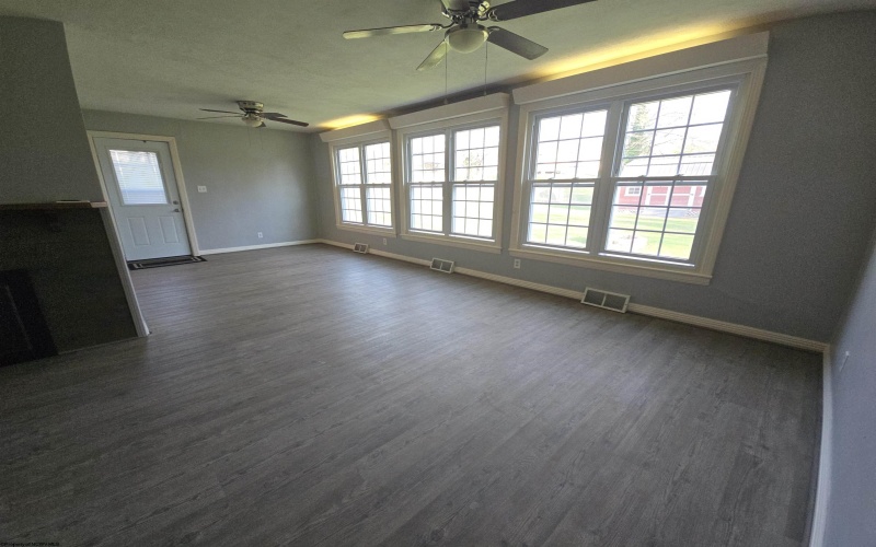 16 Boggess Street, Buckhannon, West Virginia 26201, 3 Bedrooms Bedrooms, 6 Rooms Rooms,1 BathroomBathrooms,Single Family Detached,For Sale,Boggess,10163876 16 Boggess Street, Buckhannon, West Virginia 26201, 3 Bedrooms Bedrooms, 6 Rooms Rooms,1 BathroomBathrooms,Single Family Detached,For Sale,Boggess,10163876