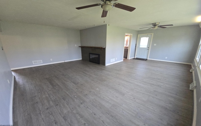 16 Boggess Street, Buckhannon, West Virginia 26201, 3 Bedrooms Bedrooms, 6 Rooms Rooms,1 BathroomBathrooms,Single Family Detached,For Sale,Boggess,10163876 16 Boggess Street, Buckhannon, West Virginia 26201, 3 Bedrooms Bedrooms, 6 Rooms Rooms,1 BathroomBathrooms,Single Family Detached,For Sale,Boggess,10163876