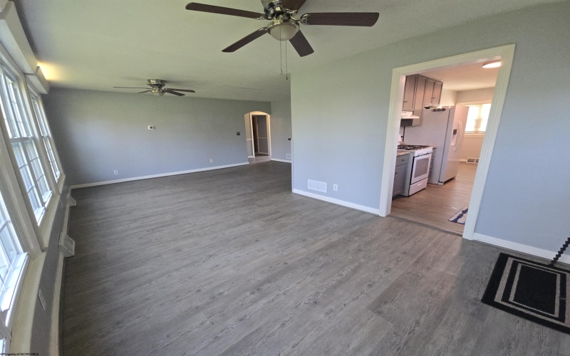 16 Boggess Street, Buckhannon, West Virginia 26201, 3 Bedrooms Bedrooms, 6 Rooms Rooms,1 BathroomBathrooms,Single Family Detached,For Sale,Boggess,10163876 16 Boggess Street, Buckhannon, West Virginia 26201, 3 Bedrooms Bedrooms, 6 Rooms Rooms,1 BathroomBathrooms,Single Family Detached,For Sale,Boggess,10163876