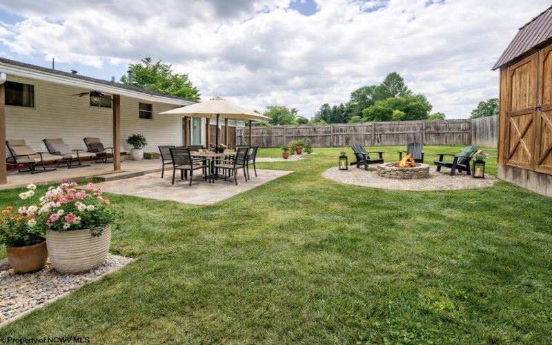 111 Circle Drive, Bridgeport, West Virginia 26330, 3 Bedrooms Bedrooms, 6 Rooms Rooms,2 BathroomsBathrooms,Single Family Detached,For Sale,Circle,10161217