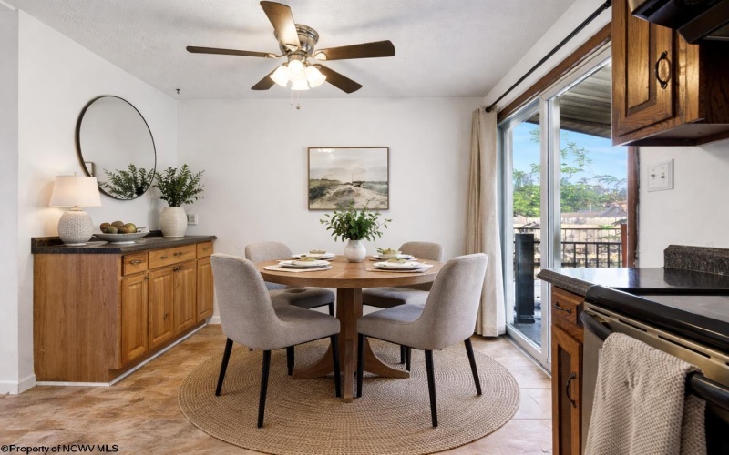 111 Circle Drive, Bridgeport, West Virginia 26330, 3 Bedrooms Bedrooms, 6 Rooms Rooms,2 BathroomsBathrooms,Single Family Detached,For Sale,Circle,10161217