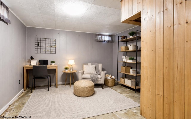 111 Circle Drive, Bridgeport, West Virginia 26330, 3 Bedrooms Bedrooms, 6 Rooms Rooms,2 BathroomsBathrooms,Single Family Detached,For Sale,Circle,10161217