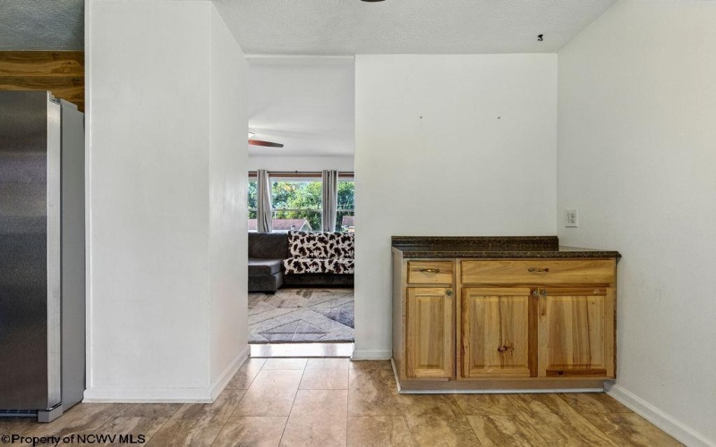 111 Circle Drive, Bridgeport, West Virginia 26330, 3 Bedrooms Bedrooms, 6 Rooms Rooms,2 BathroomsBathrooms,Single Family Detached,For Sale,Circle,10161217