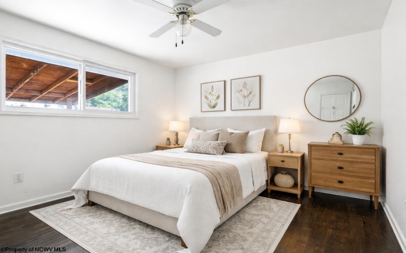 111 Circle Drive, Bridgeport, West Virginia 26330, 3 Bedrooms Bedrooms, 6 Rooms Rooms,2 BathroomsBathrooms,Single Family Detached,For Sale,Circle,10161217