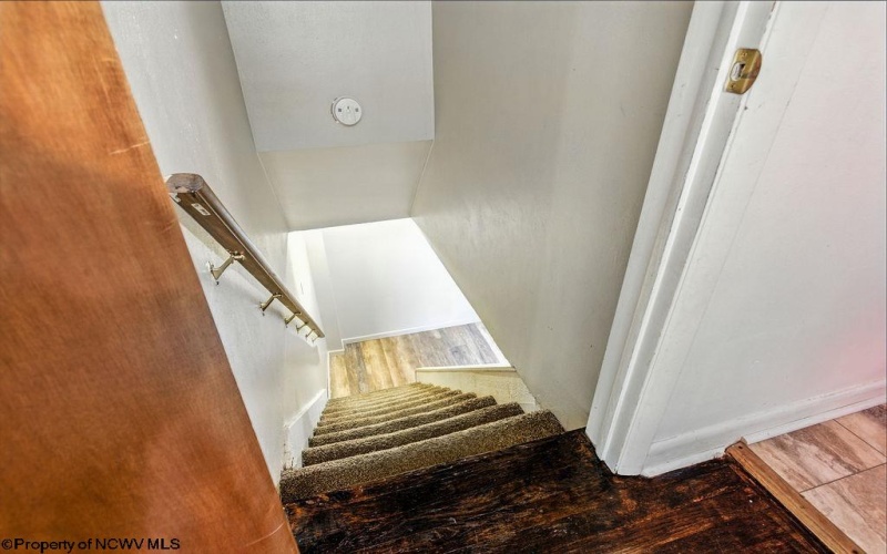 111 Circle Drive, Bridgeport, West Virginia 26330, 3 Bedrooms Bedrooms, 6 Rooms Rooms,2 BathroomsBathrooms,Single Family Detached,For Sale,Circle,10161217