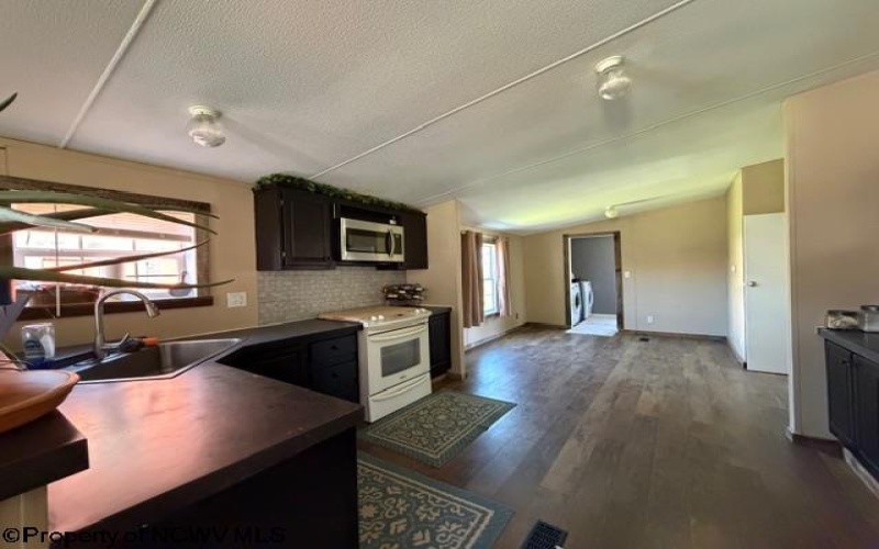 104 Clement Street, Terra Alta, West Virginia 26764, 3 Bedrooms Bedrooms, 7 Rooms Rooms,2 BathroomsBathrooms,Single Family Detached,For Sale,Clement,10163884 104 Clement Street, Terra Alta, West Virginia 26764, 3 Bedrooms Bedrooms, 7 Rooms Rooms,2 BathroomsBathrooms,Single Family Detached,For Sale,Clement,10163884