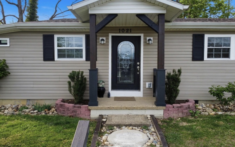 1021 Denver Avenue, Morgantown, West Virginia 26505, 3 Bedrooms Bedrooms, 7 Rooms Rooms,2 BathroomsBathrooms,Single Family Detached,For Sale,Denver,10163882 1021 Denver Avenue, Morgantown, West Virginia 26505, 3 Bedrooms Bedrooms, 7 Rooms Rooms,2 BathroomsBathrooms,Single Family Detached,For Sale,Denver,10163882