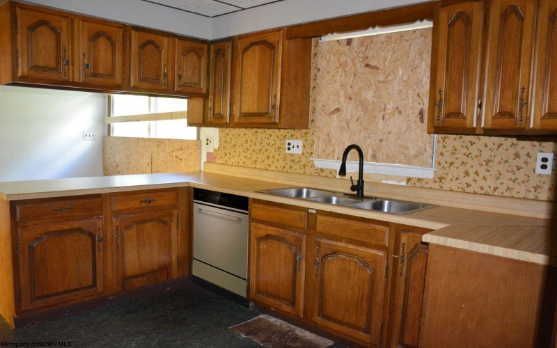 186 Kennedy Street, Elkins, West Virginia 26241, 4 Bedrooms Bedrooms, 9 Rooms Rooms,3 BathroomsBathrooms,Single Family Detached,For Sale,Kennedy,10161312 186 Kennedy Street, Elkins, West Virginia 26241, 4 Bedrooms Bedrooms, 9 Rooms Rooms,3 BathroomsBathrooms,Single Family Detached,For Sale,Kennedy,10161312