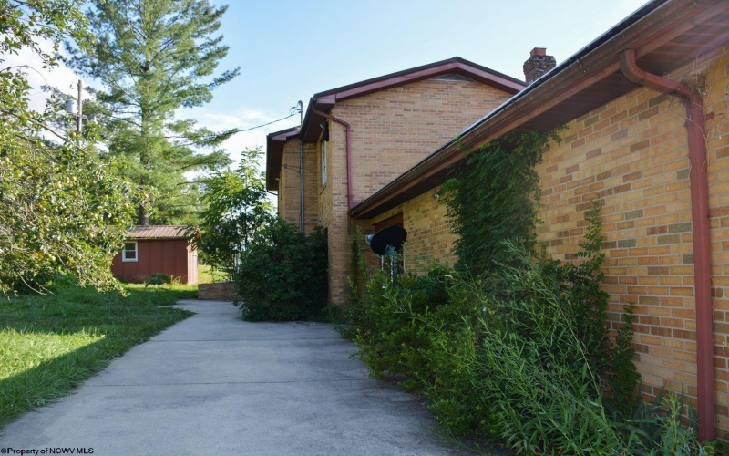 186 Kennedy Street, Elkins, West Virginia 26241, 4 Bedrooms Bedrooms, 9 Rooms Rooms,3 BathroomsBathrooms,Single Family Detached,For Sale,Kennedy,10161312 186 Kennedy Street, Elkins, West Virginia 26241, 4 Bedrooms Bedrooms, 9 Rooms Rooms,3 BathroomsBathrooms,Single Family Detached,For Sale,Kennedy,10161312