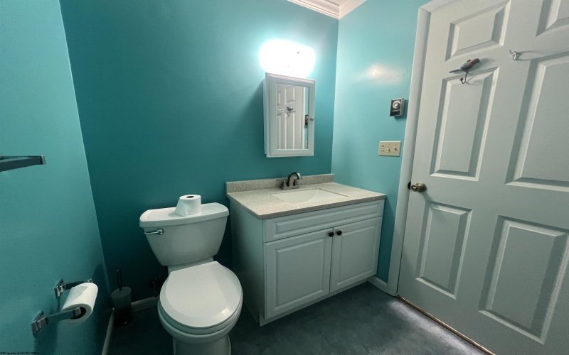 56 Baneberry Lane, Terra Alta, West Virginia 26764-0000, 3 Bedrooms Bedrooms, 7 Rooms Rooms,2 BathroomsBathrooms,Single Family Attached,For Sale,Baneberry,10163897