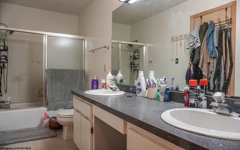 465 Wilson Avenue, Morgantown, West Virginia 26501, ,Multi-unit/income,For Sale,Wilson,10163898 465 Wilson Avenue, Morgantown, West Virginia 26501, ,Multi-unit/income,For Sale,Wilson,10163898