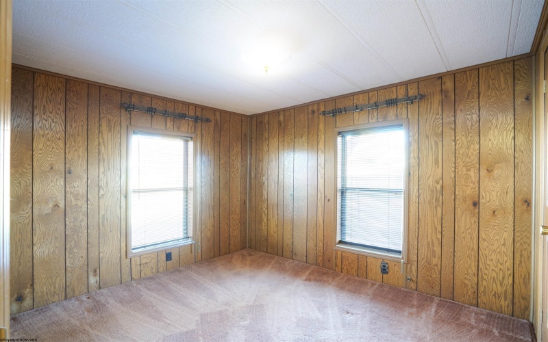 221 Broadway Avenue, Bridgeport, West Virginia 26330-0000, 3 Bedrooms Bedrooms, 7 Rooms Rooms,2 BathroomsBathrooms,Single Family Detached,For Sale,Broadway,10162488