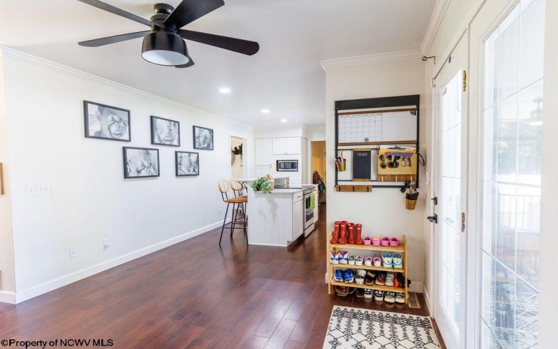 318 Fairlawn Drive, Buckhannon, West Virginia 26201, 4 Bedrooms Bedrooms, 11 Rooms Rooms,2 BathroomsBathrooms,Single Family Detached,For Sale,Fairlawn,10162089