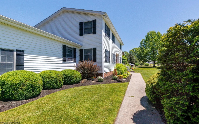 318 Fairlawn Drive, Buckhannon, West Virginia 26201, 4 Bedrooms Bedrooms, 11 Rooms Rooms,2 BathroomsBathrooms,Single Family Detached,For Sale,Fairlawn,10162089