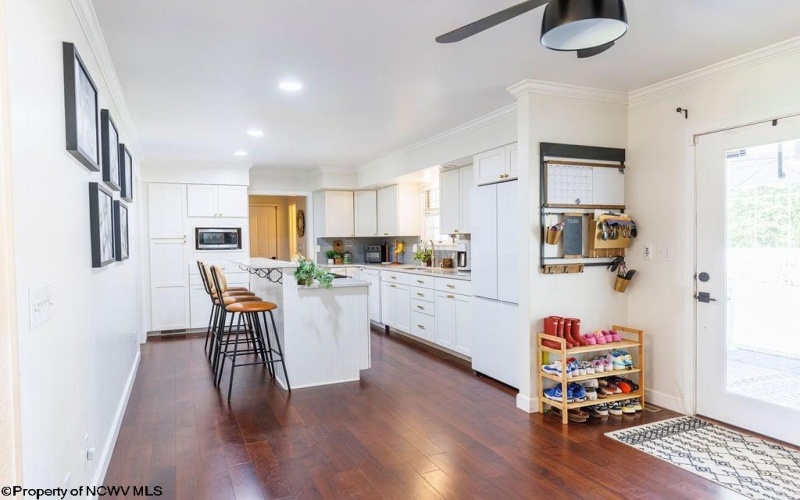 318 Fairlawn Drive, Buckhannon, West Virginia 26201, 4 Bedrooms Bedrooms, 11 Rooms Rooms,2 BathroomsBathrooms,Single Family Detached,For Sale,Fairlawn,10162089