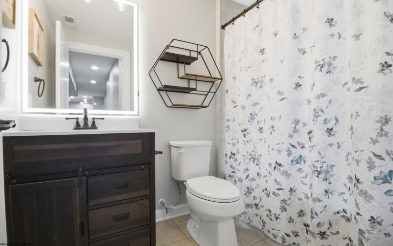 108 Falling Water Lane, Morgantown, West Virginia 26508, 6 Bedrooms Bedrooms, 15 Rooms Rooms,4 BathroomsBathrooms,Single Family Detached,For Sale,Falling Water,10163889 108 Falling Water Lane, Morgantown, West Virginia 26508, 6 Bedrooms Bedrooms, 15 Rooms Rooms,4 BathroomsBathrooms,Single Family Detached,For Sale,Falling Water,10163889