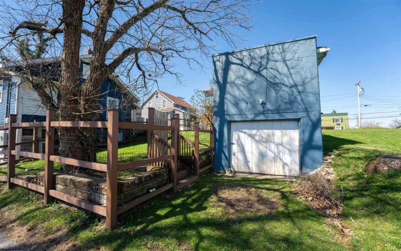 824 Monongalia Avenue, Morgantown, West Virginia 26505, 3 Bedrooms Bedrooms, 6 Rooms Rooms,2 BathroomsBathrooms,Single Family Detached,For Sale,Monongalia,10163890 824 Monongalia Avenue, Morgantown, West Virginia 26505, 3 Bedrooms Bedrooms, 6 Rooms Rooms,2 BathroomsBathrooms,Single Family Detached,For Sale,Monongalia,10163890