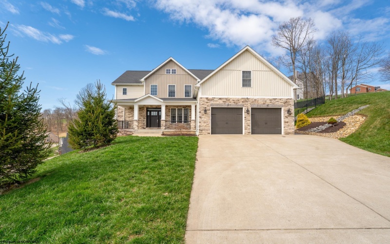 33 Garden Lane, Morgantown, West Virginia 26501, 5 Bedrooms Bedrooms, 11 Rooms Rooms,4 BathroomsBathrooms,Single Family Detached,For Sale,Garden,10163891