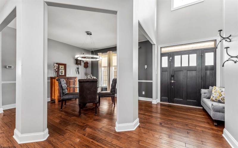 33 Garden Lane, Morgantown, West Virginia 26501, 5 Bedrooms Bedrooms, 11 Rooms Rooms,4 BathroomsBathrooms,Single Family Detached,For Sale,Garden,10163891