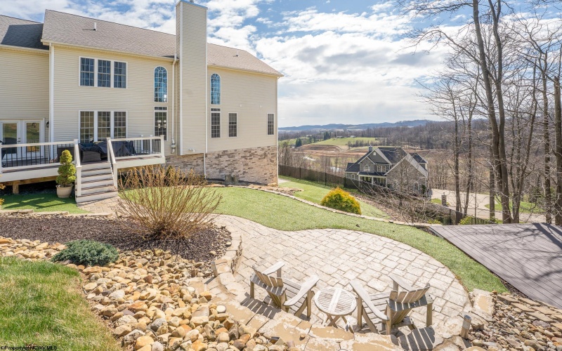 33 Garden Lane, Morgantown, West Virginia 26501, 5 Bedrooms Bedrooms, 11 Rooms Rooms,4 BathroomsBathrooms,Single Family Detached,For Sale,Garden,10163891