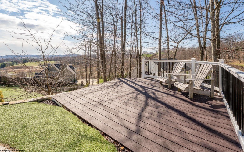 33 Garden Lane, Morgantown, West Virginia 26501, 5 Bedrooms Bedrooms, 11 Rooms Rooms,4 BathroomsBathrooms,Single Family Detached,For Sale,Garden,10163891