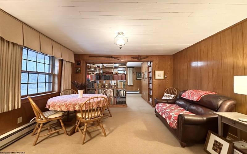 1157 Lakeford Road, Terra Alta, West Virginia 26764, 3 Bedrooms Bedrooms, 7 Rooms Rooms,2 BathroomsBathrooms,Single Family Detached,For Sale,Lakeford,10163892