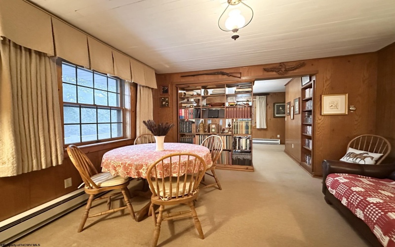 1157 Lakeford Road, Terra Alta, West Virginia 26764, 3 Bedrooms Bedrooms, 7 Rooms Rooms,2 BathroomsBathrooms,Single Family Detached,For Sale,Lakeford,10163892