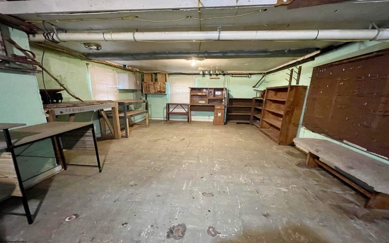 30 Camden Avenue, Gassaway, West Virginia 26601, 3 Bedrooms Bedrooms, 6 Rooms Rooms,1 BathroomBathrooms,Single Family Detached,For Sale,Camden,10163893