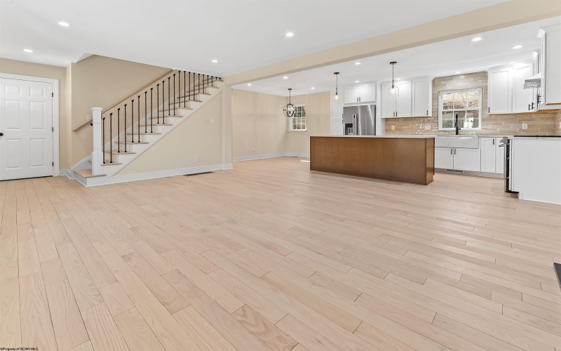 644 Lashley Drive, Morgantown, West Virginia 26505, 4 Bedrooms Bedrooms, 9 Rooms Rooms,2 BathroomsBathrooms,Single Family Detached,For Sale,Lashley,10163896