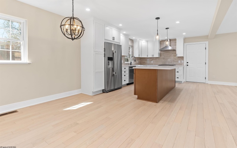 644 Lashley Drive, Morgantown, West Virginia 26505, 4 Bedrooms Bedrooms, 9 Rooms Rooms,2 BathroomsBathrooms,Single Family Detached,For Sale,Lashley,10163896